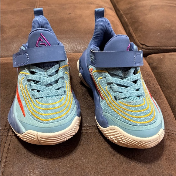 Nike Other - Kids Nike Giannis Sneakers